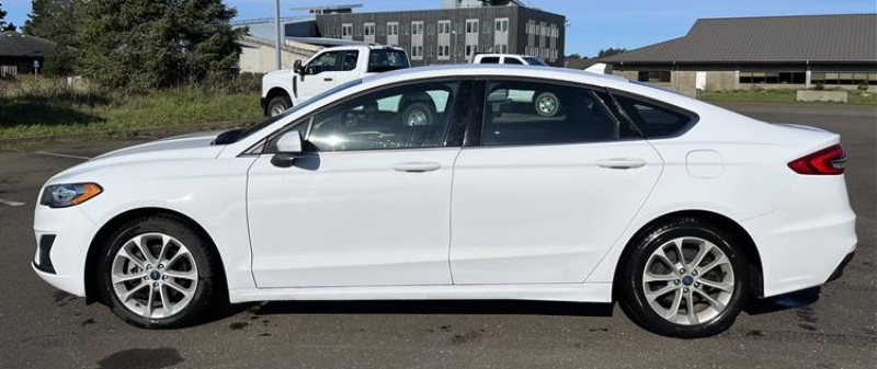 2020 Ford Fusion Hybrid Se Sedan