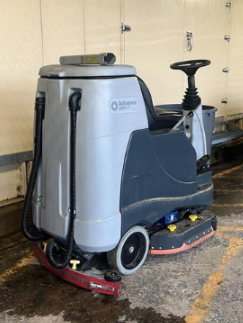 Advance Machine Scrubber Lot