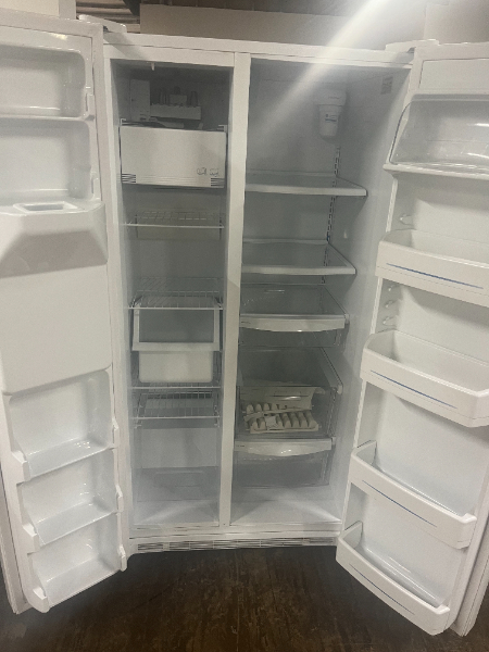 Refrigerator,