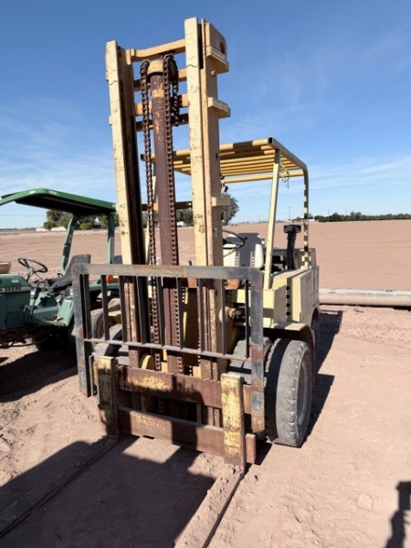 Allis Chambers Forklift