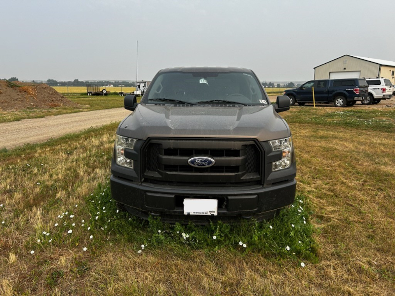 2015 Ford F150 4X4 Truck