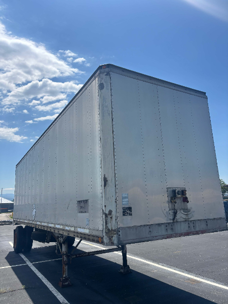 Stoughton 30ft Trailer