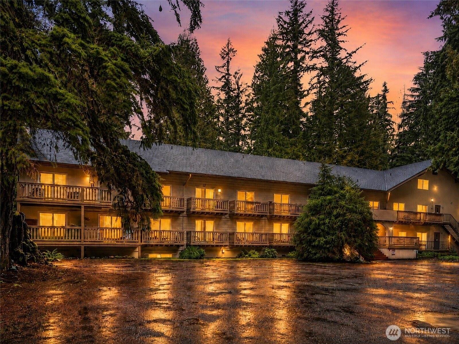 Condo 1BR 1BA - 10433 Mt. Baker Highway, Deming, WA