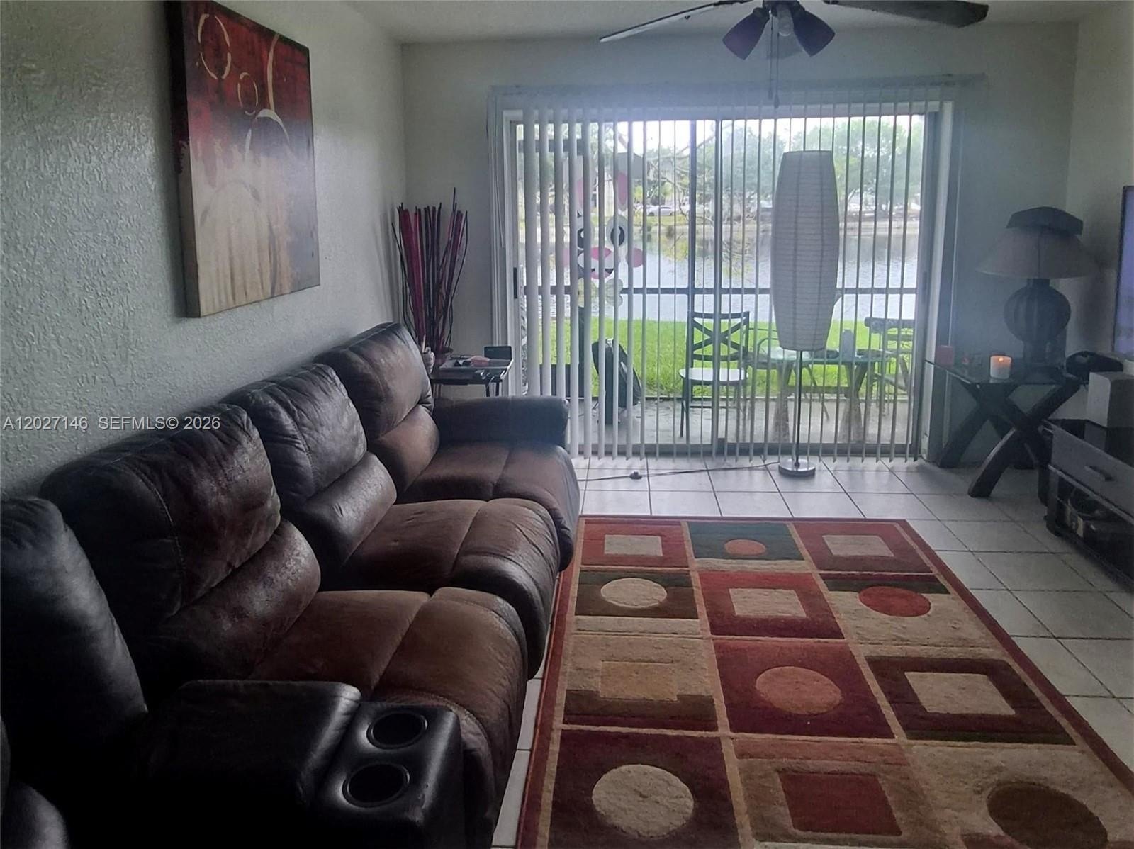 Condo 1BR 2BA - 7920 Colony Cir N, Tamarac, FL