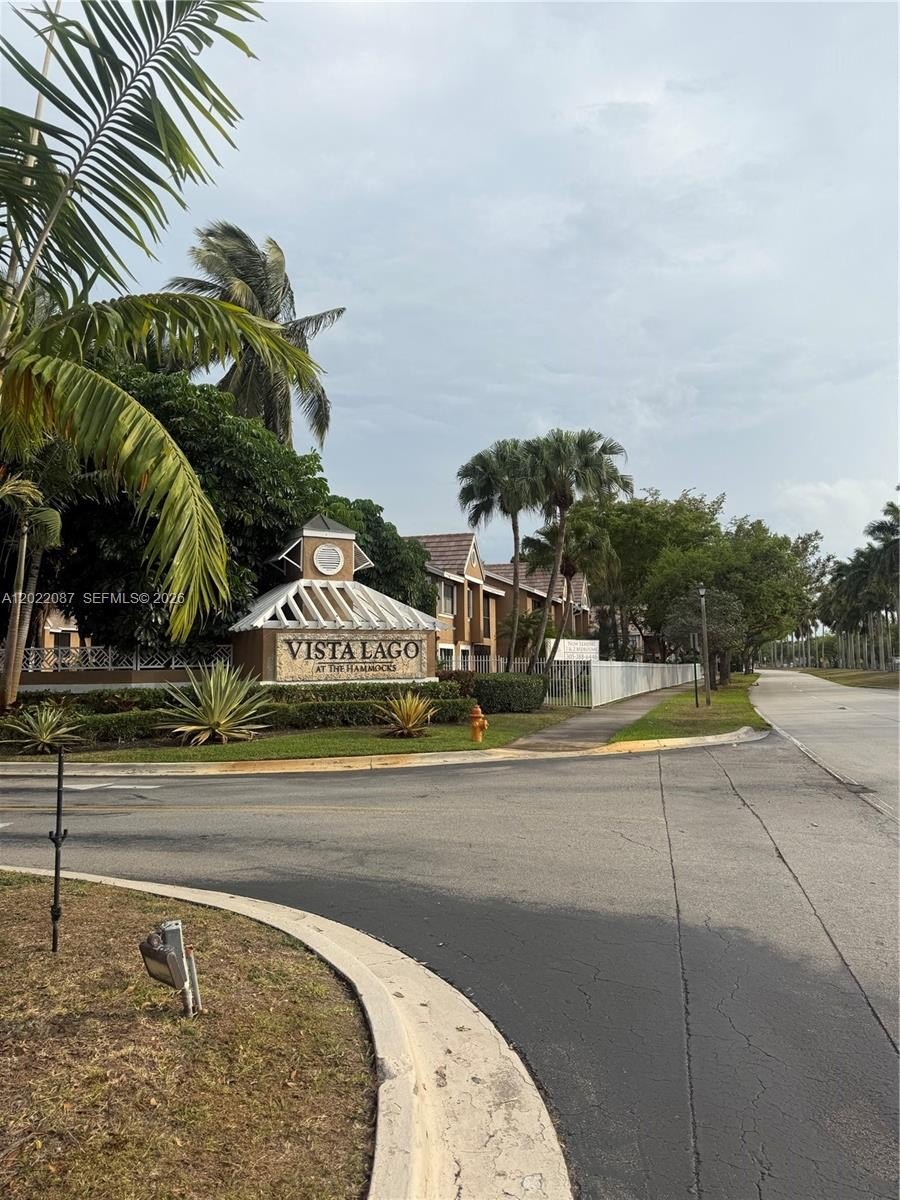 Condo 2BR 2BA - 15689 SW 106th Ln, Miami, FL