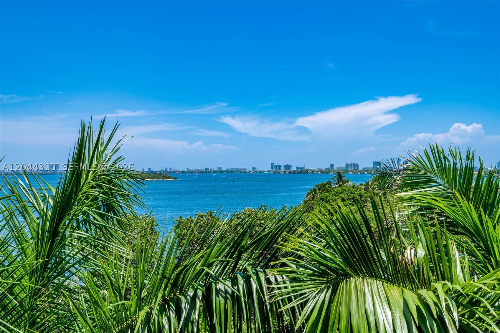 Condo 2BR 2BA - 2000 N Bayshore Dr, Miami, FL