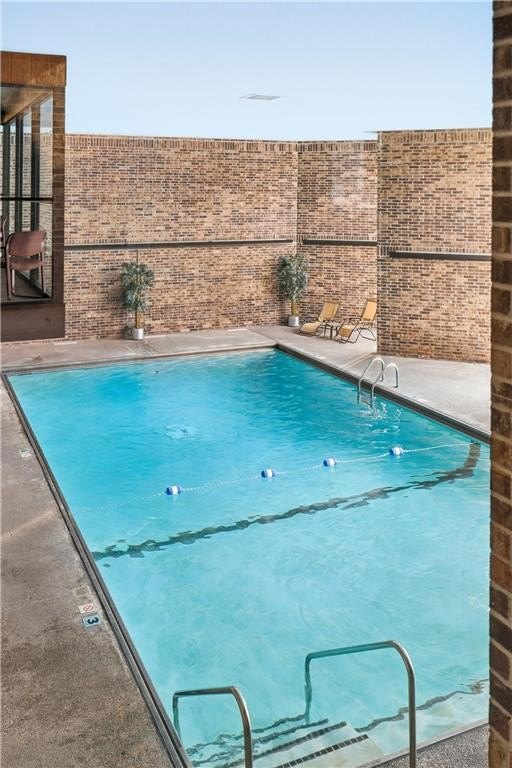 Condo 2BR 2BA - 2200 Midland Grove Road, Roseville, MN
