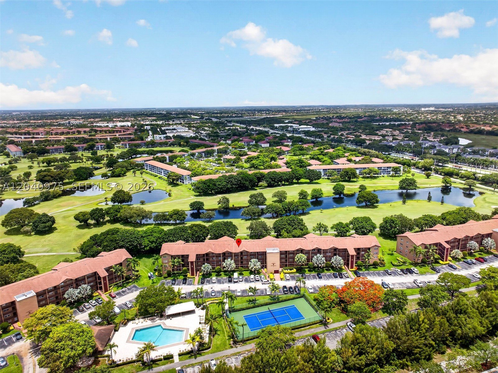 Condo 2BR 2BA - 300 SW 130th Ter, Pembroke Pines, FL