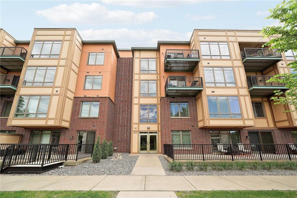Condo 2BR 3BA - 1070 Grandview Court NE, Columbia Heights, MN