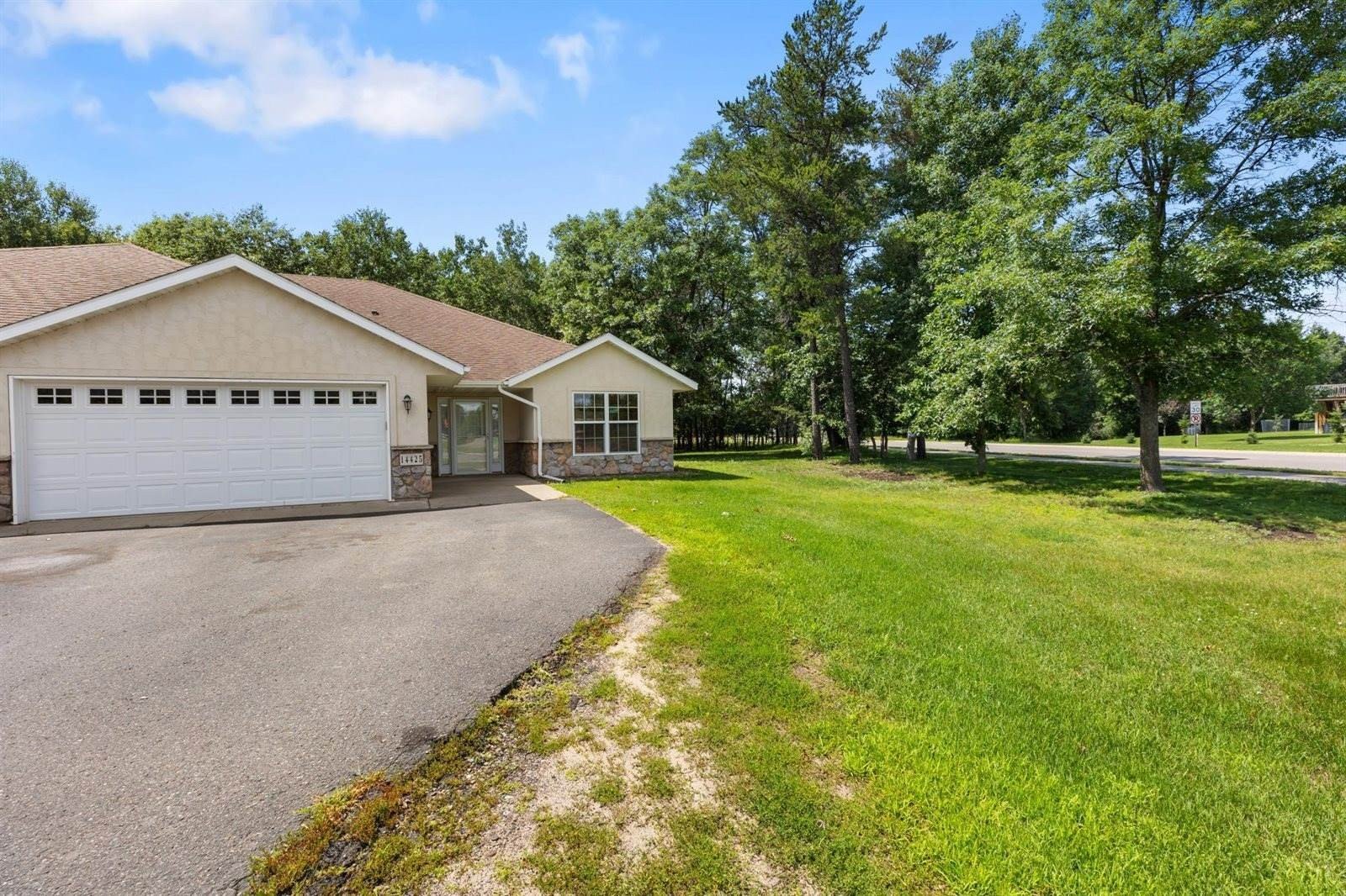 Condo 3BR 2BA - 14425 Grand Oaks Drive, Baxter, MN