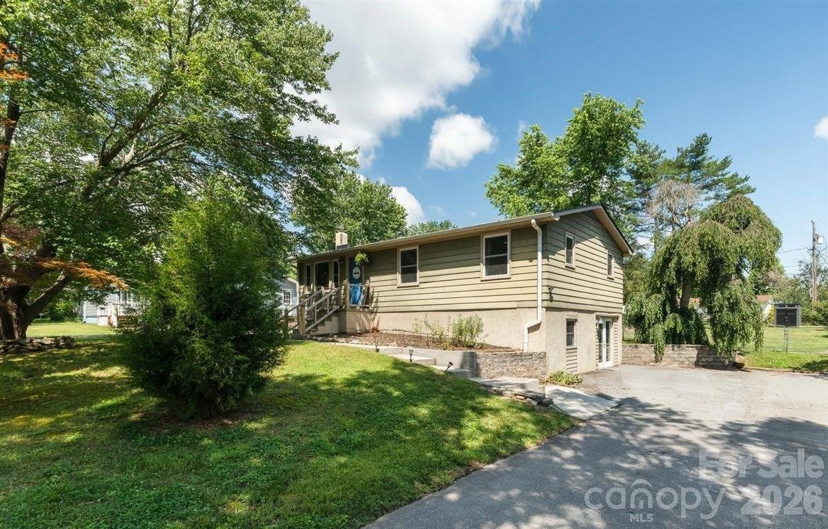 Other 3BR 2BA - 1177 Runway Drive, Hendersonville, NC