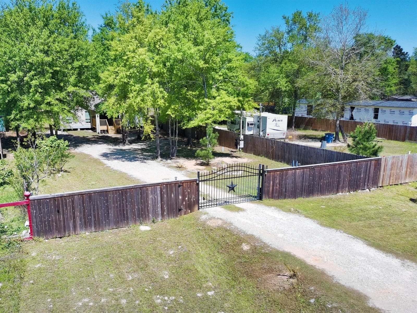 Other 3BR 2BA - 1226 County Road 5007, Cleveland, TX
