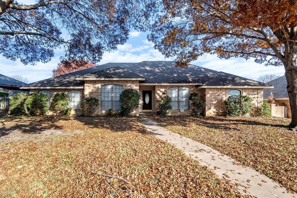 Single Family 3BR 2BA - 1331 Briarmeade Drive, Duncanville, TX