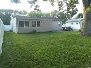 Single Family 3BR 2BA - 71 Park Lane, Massapequa, NY