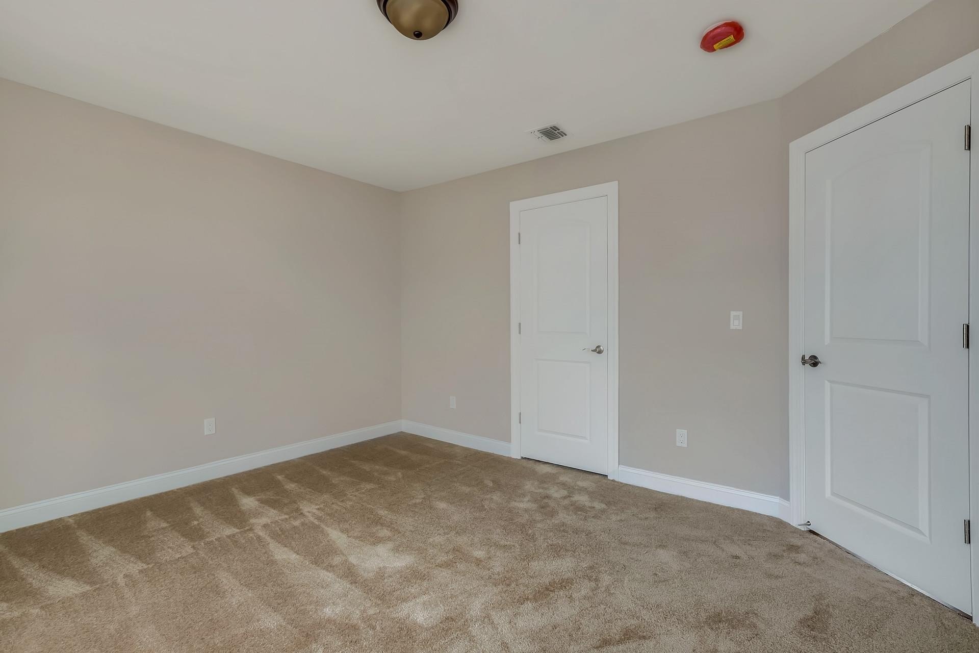 Single Family 3BR 2BA - N/C FAIRVIEW Drive, Shirley, NY