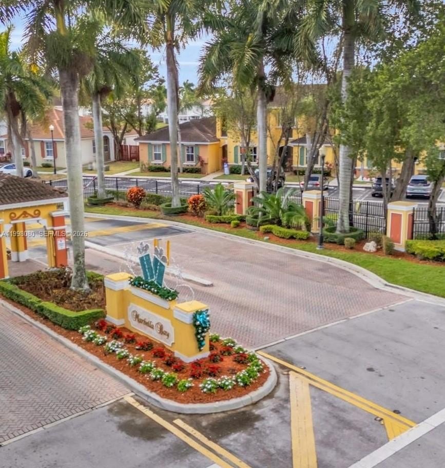 Single Family 3BR 3BA - 979 NE 42nd Ter, Homestead, FL