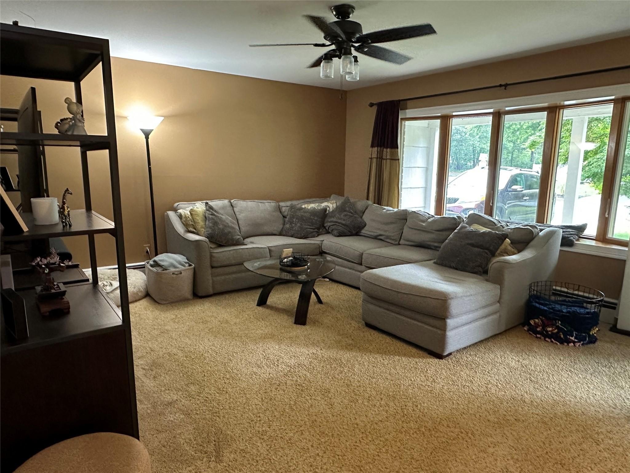 Single Family 4BR 2BA - 2 Hamilton Court, Coram, NY