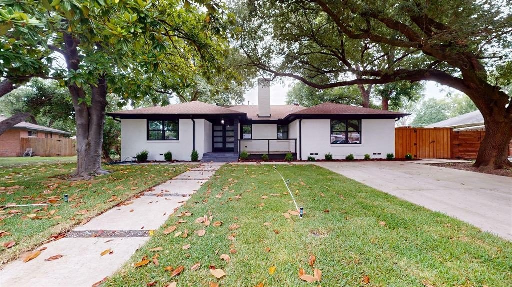 Single Family 4BR 4BA - 7126 Edgerton Drive, Dallas, TX