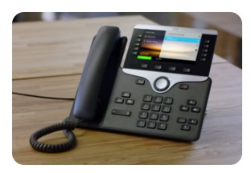 (1) LOT OF CISCO IP PHONES