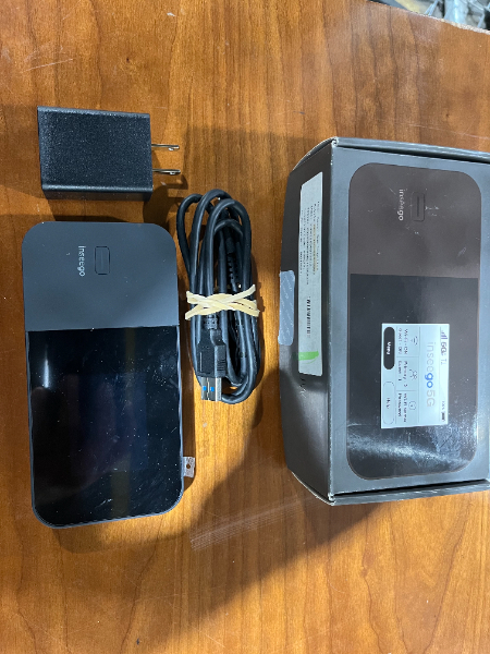 (1) LOT OF INSEEGO MOBILE HOTSPOTS