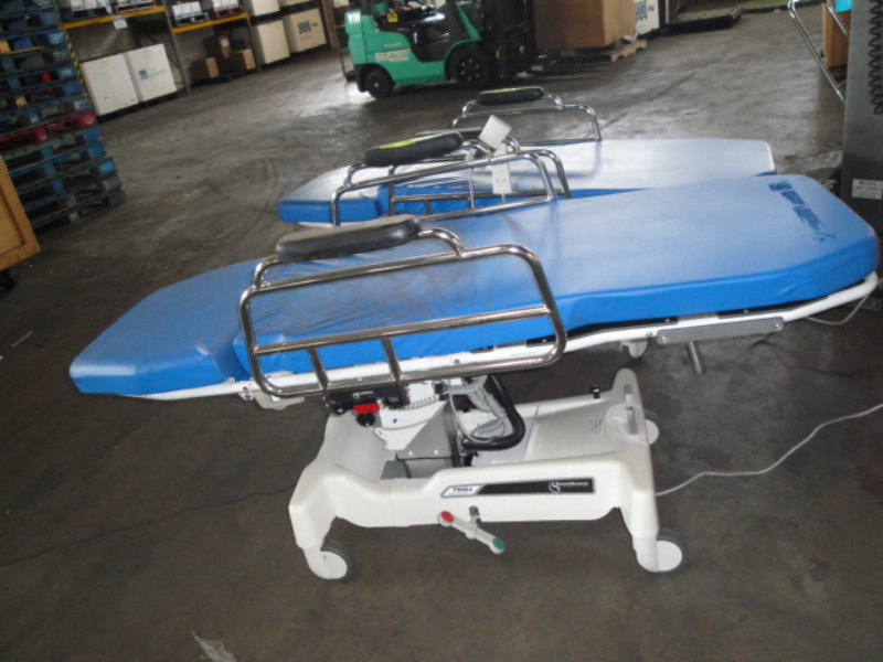 (1) TRASMOTION MULTI-PURPOSE CHAIR 28 INCH WIDE