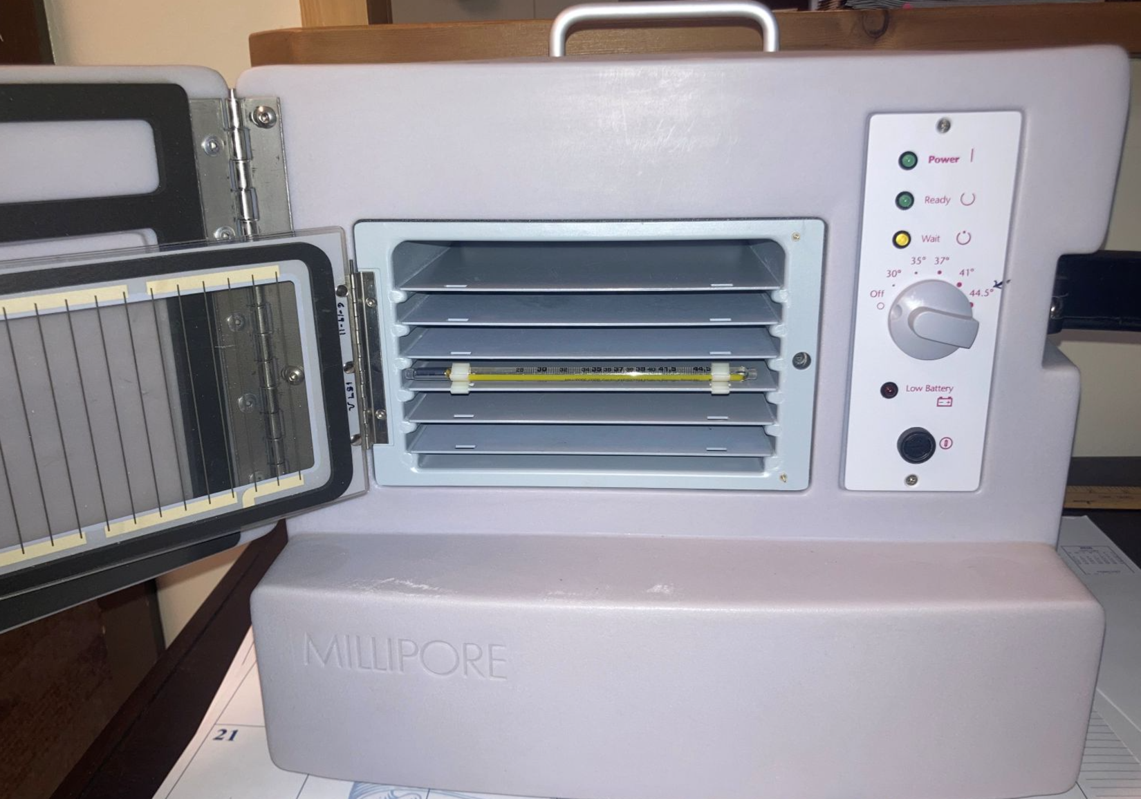 2 Millipore Incubator