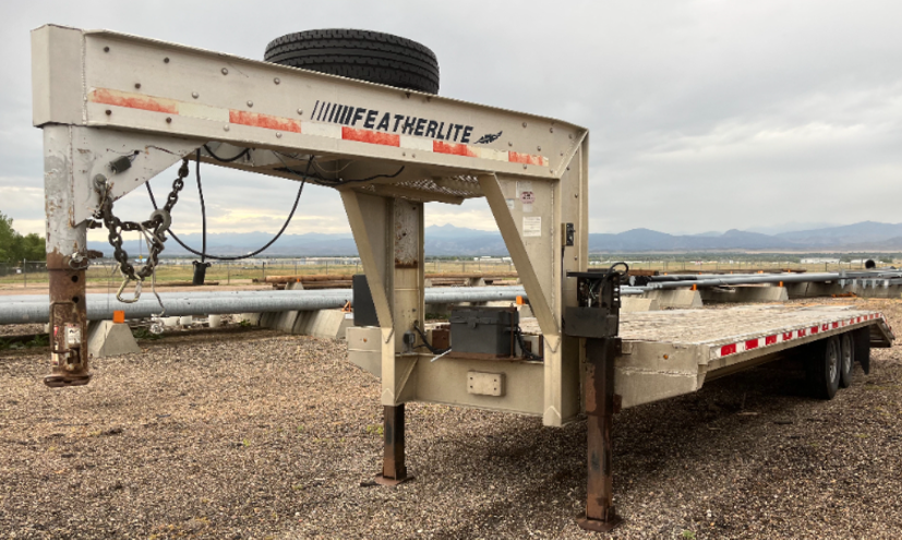 2000 Gooseneck Trailer