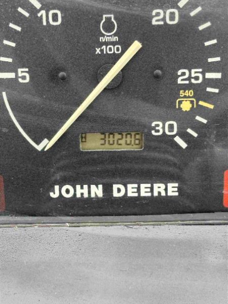 2002 John Deere 4400 Tractor