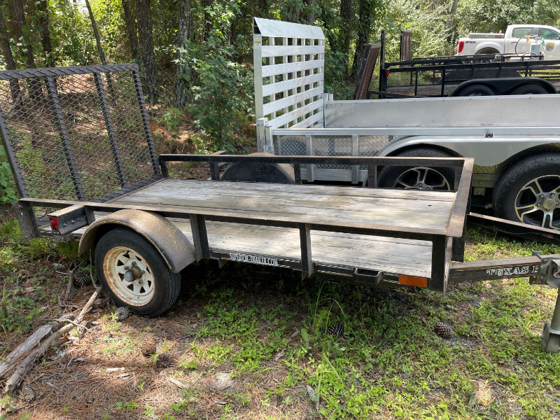 2004 Texas Bragg Enterprises; Utility Trailer
