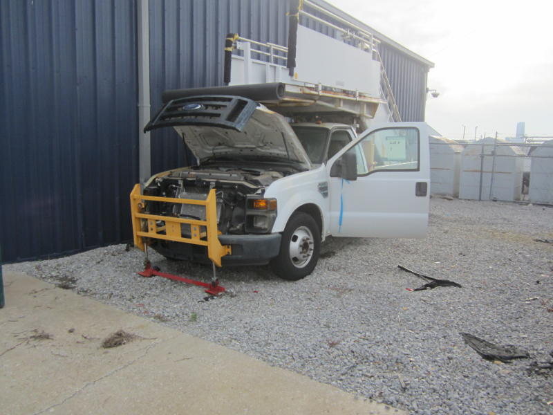 2008 Ford F-350 Platform/Ladder Truck