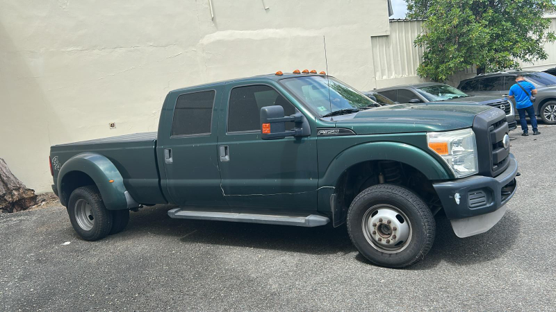 2010 Ford E350 Super Duty Van