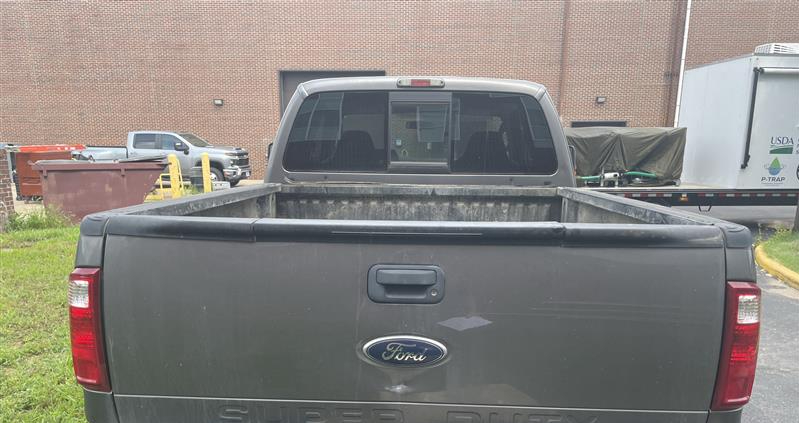 2010 Ford Super Duty F-250 SRW 4WD SuperCab 142" XL