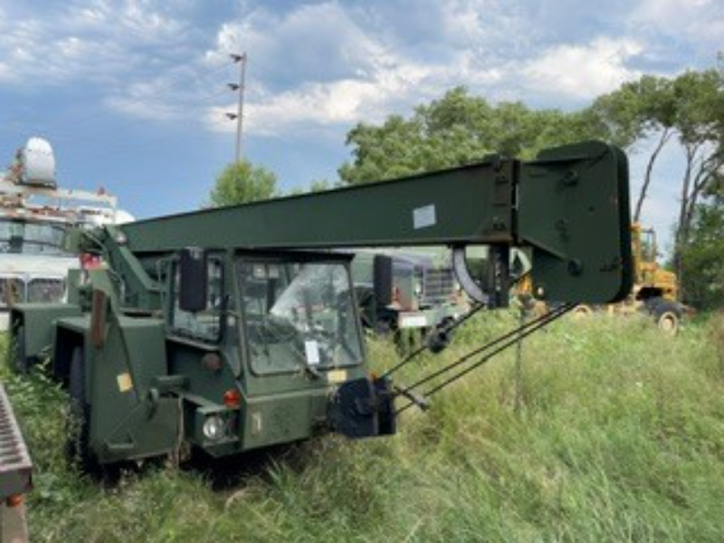 2012 Air Mobile M19207 Wheel Mounted Crane