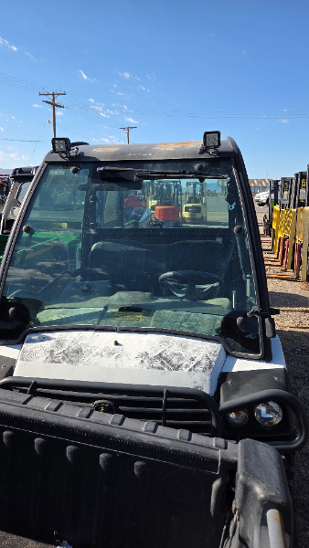 2012 John Deere 825i UTV