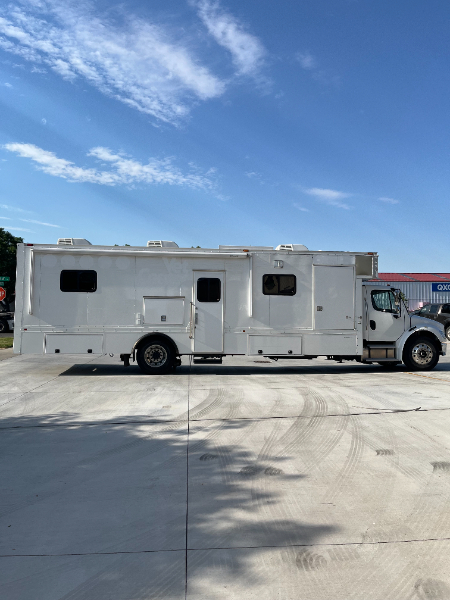 2015 Freightliner M2