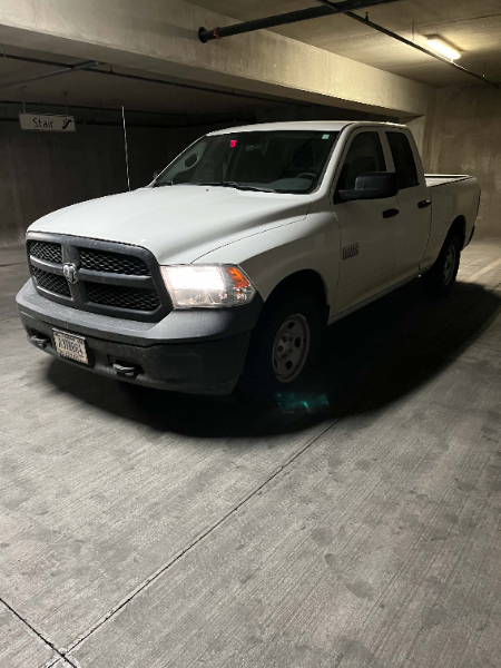2016 RAM 1500 4x4 Pickup Truck