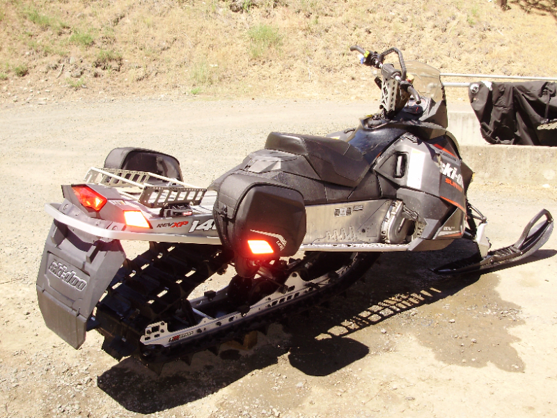 2019 Bombardier Ski-Doo Summit Sp600 Snowmobile-D