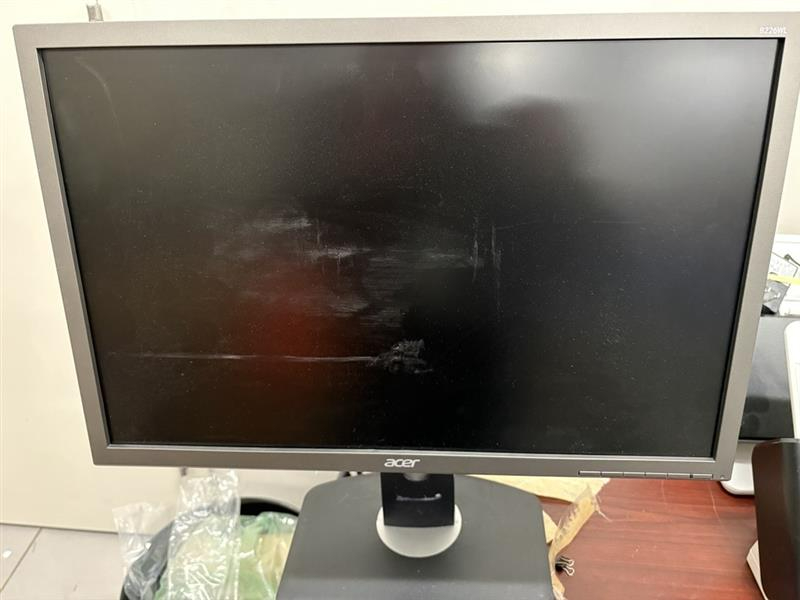 22" Monitors