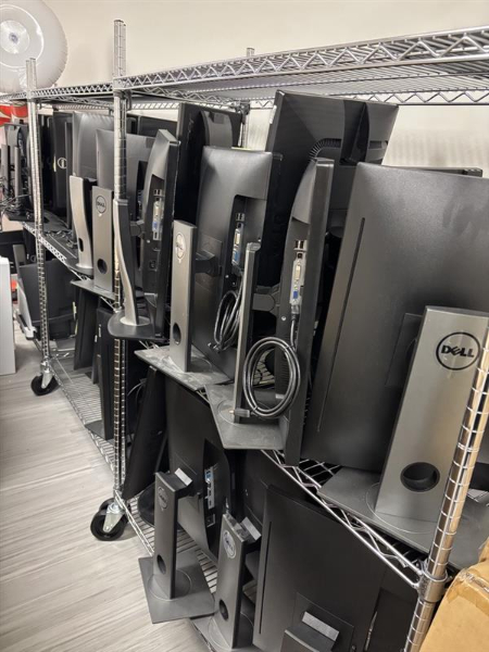 (4) Monitors