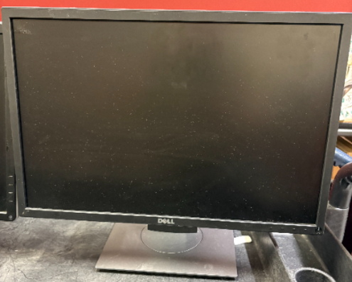 47 Dell Monitors