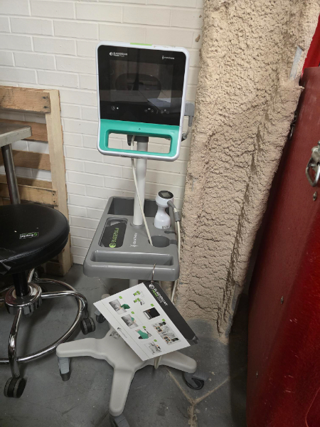 Assorted Medical Equipment