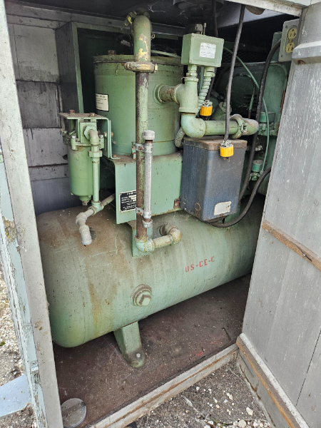 Campbell Hausfeld Air Compressor
