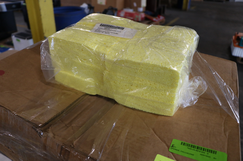 Cellulose sponges