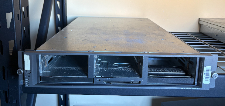 COMPUTER SERVER