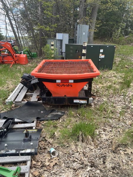Fisher Poly-Caster Hopper & Tailgate Spreader
