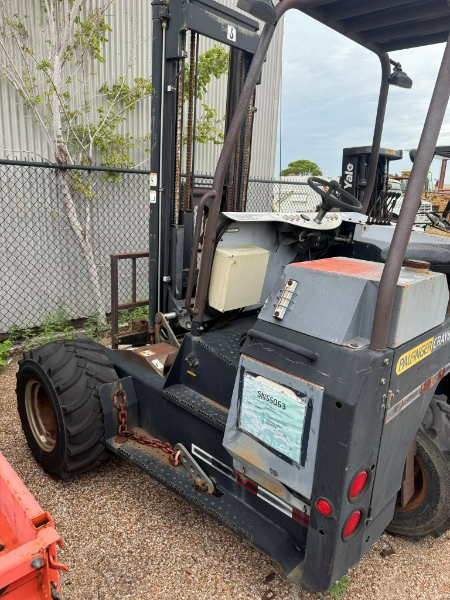 Forklift