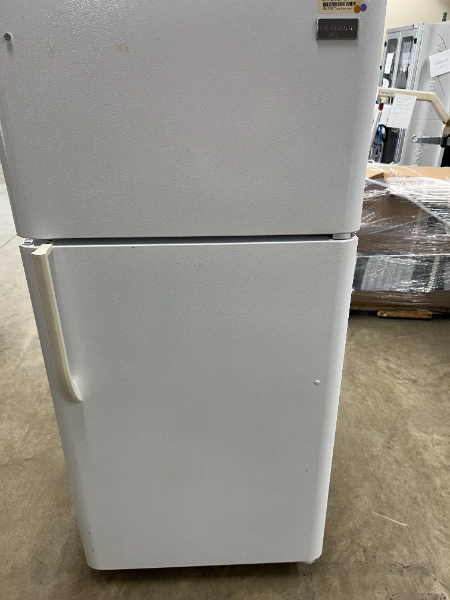 Frigidaire Refrigerator