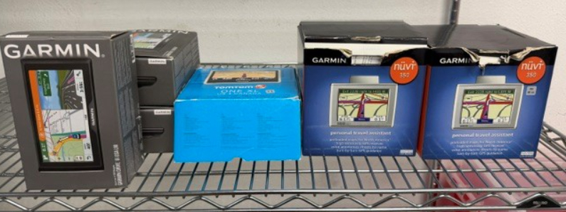 Garmin and TomTom GPS Lot