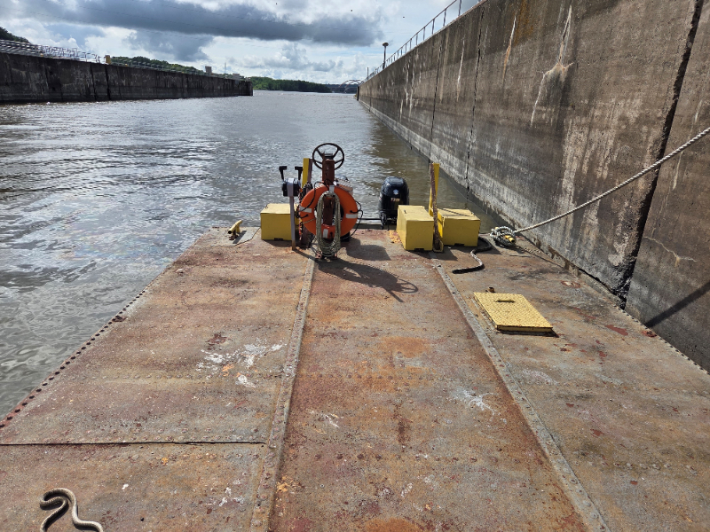 Handy Flat Barge