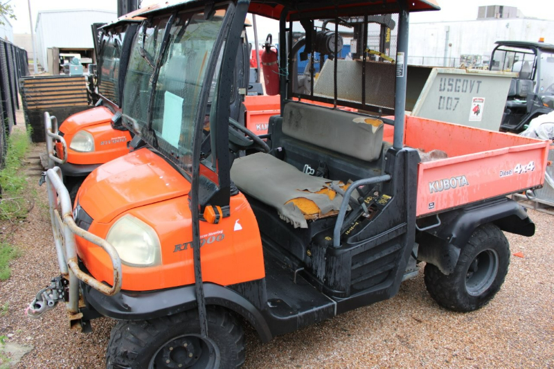 John Deere Gator